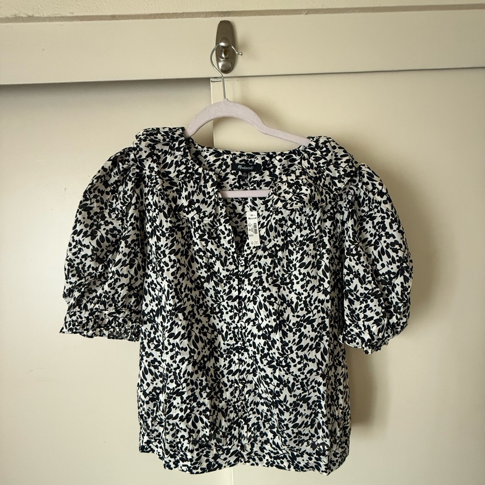 Madewell Ruffled Button-Front Top in Floral